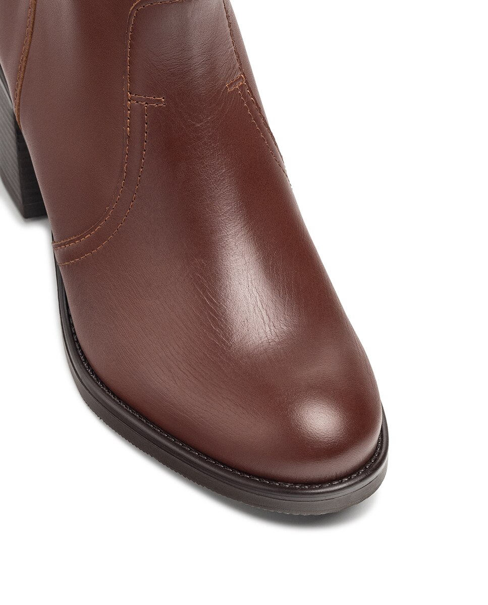 Botins de Salto em Pele Castanho-4