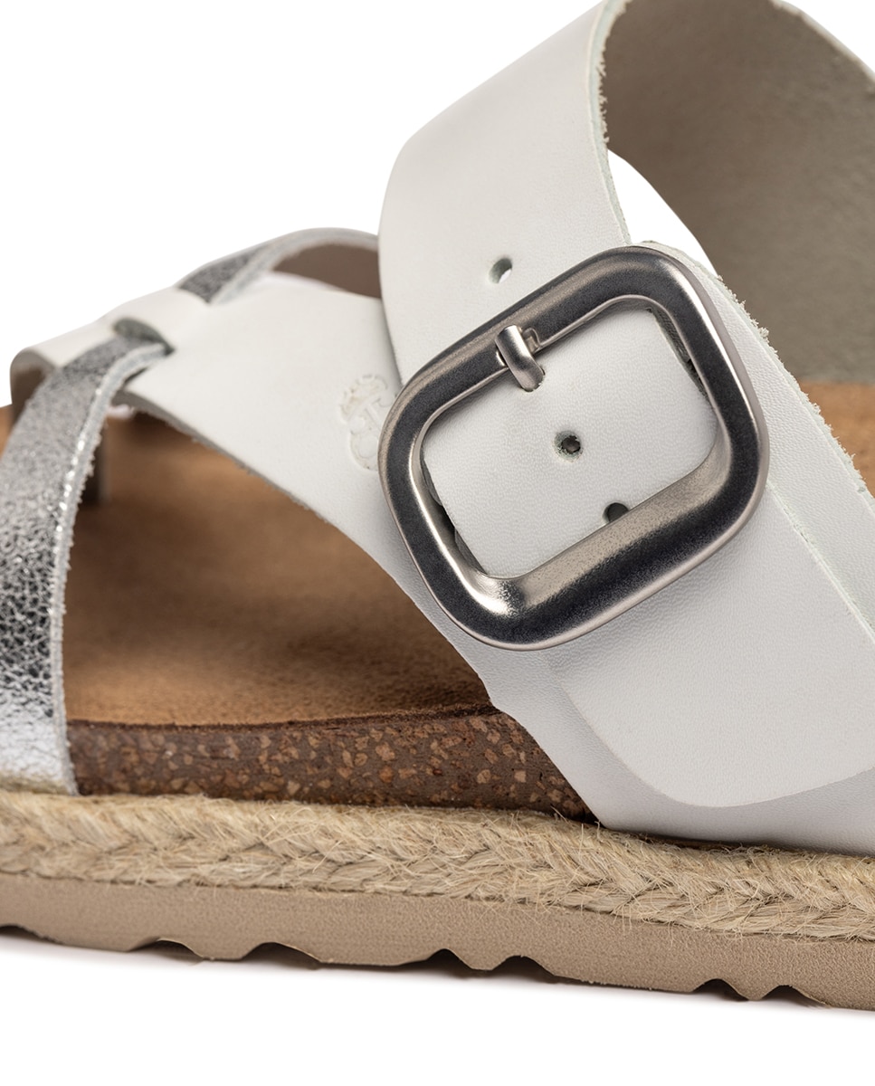 Sandálias Rasas de Pele Branco-2