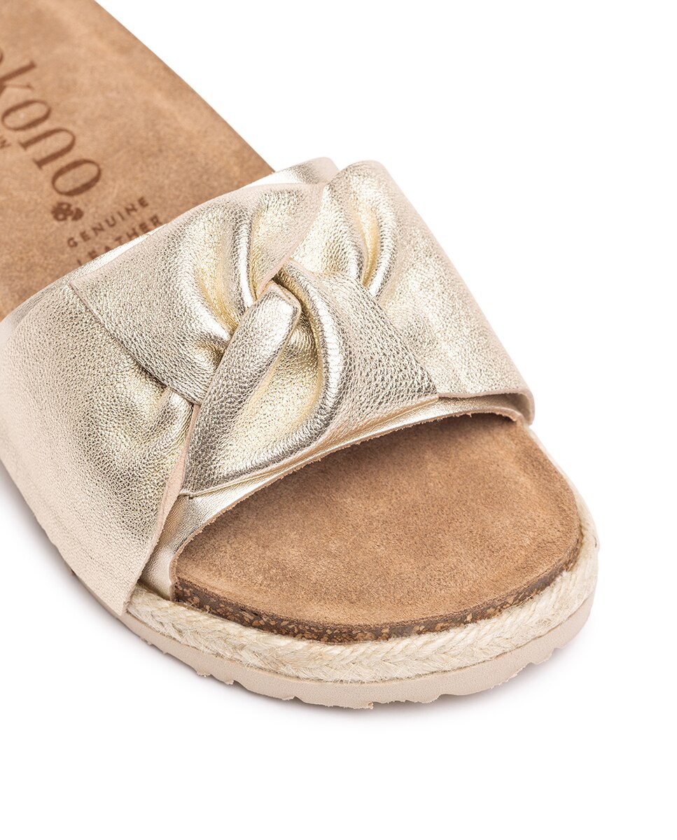 Sandálias Rasas de Pele Dourado-2