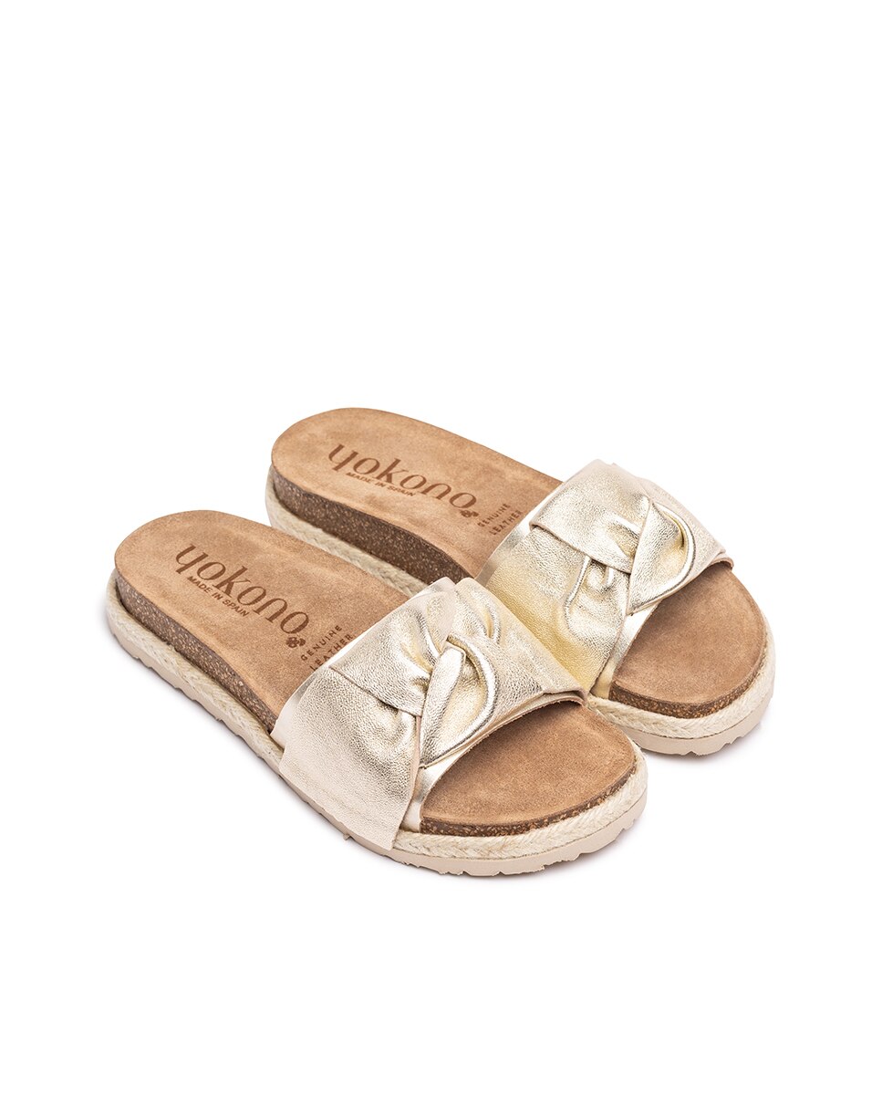 Sandálias Rasas de Pele Dourado-3