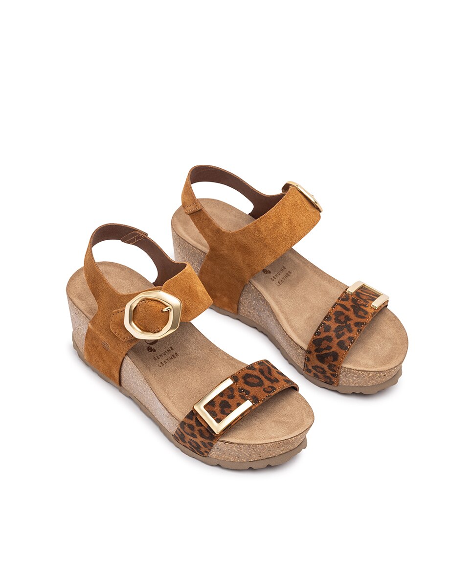 Sandálias de Cunha em Pele Castanho-4