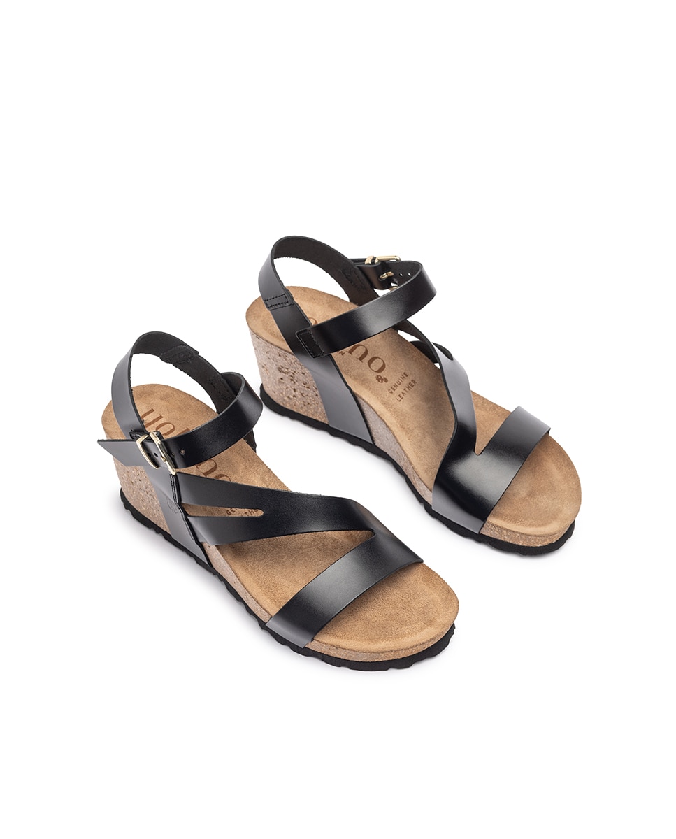 Sandálias de Cunha em Pele Preto-4