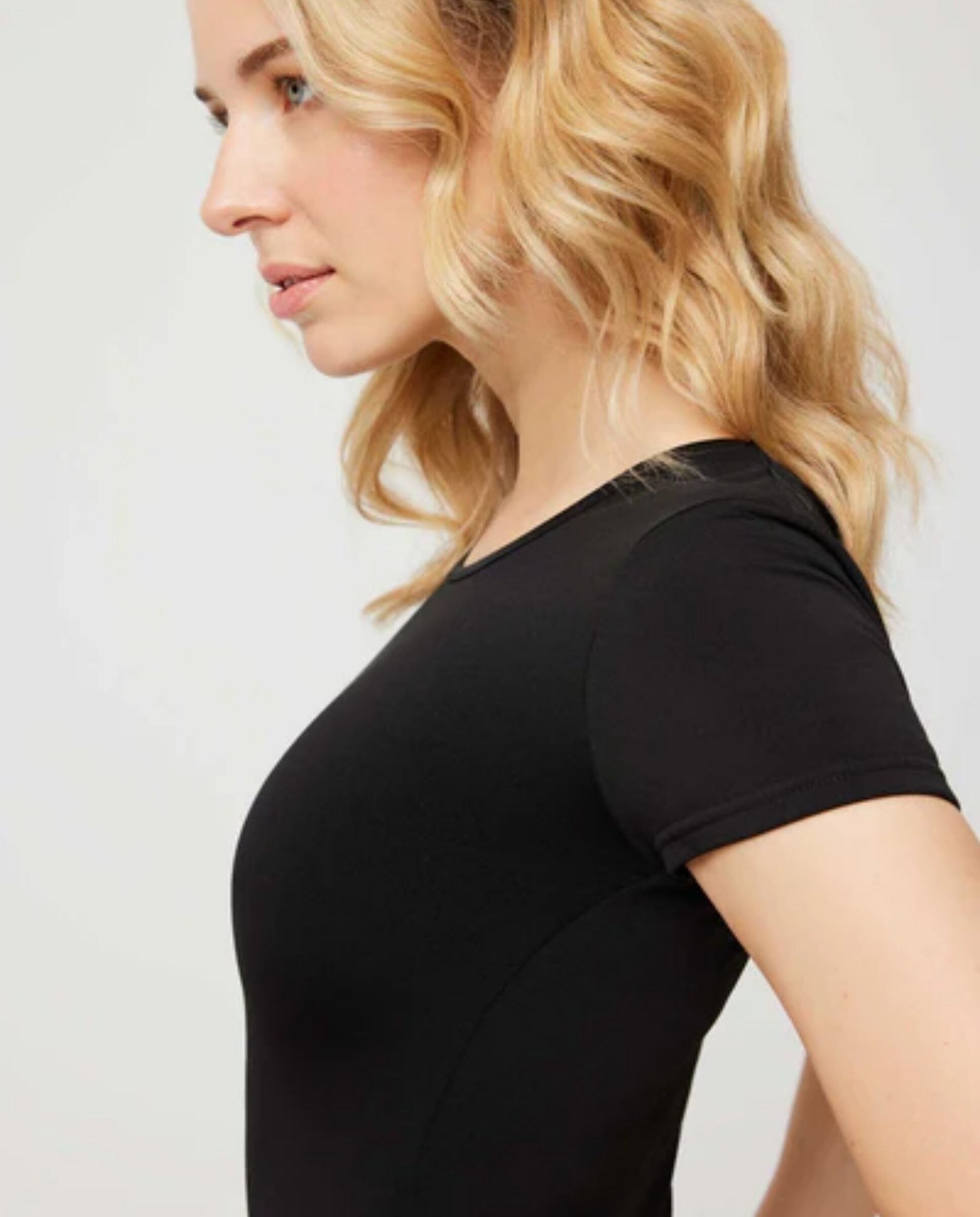 T-shirt Térmica Interior de Manga Curta Preto-2