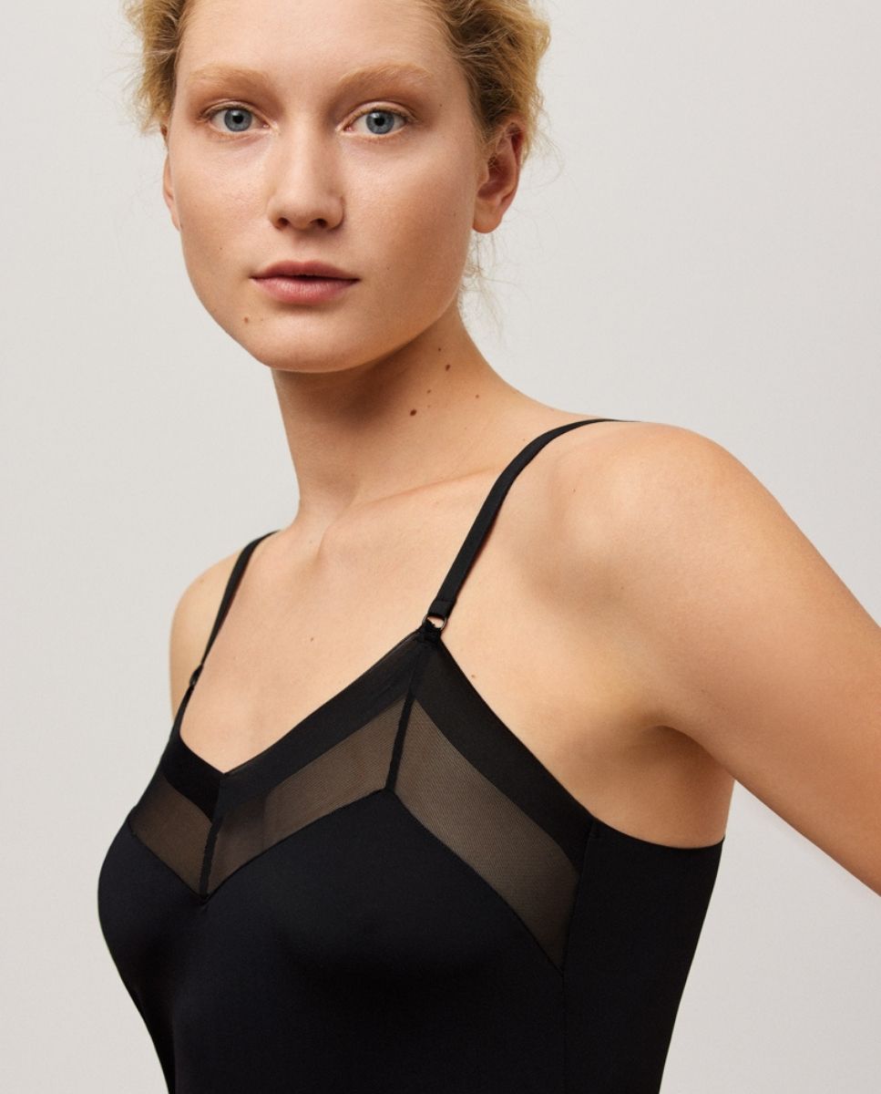 T-shirt Interior Básica com Alças e Decote de Tule Preto-3