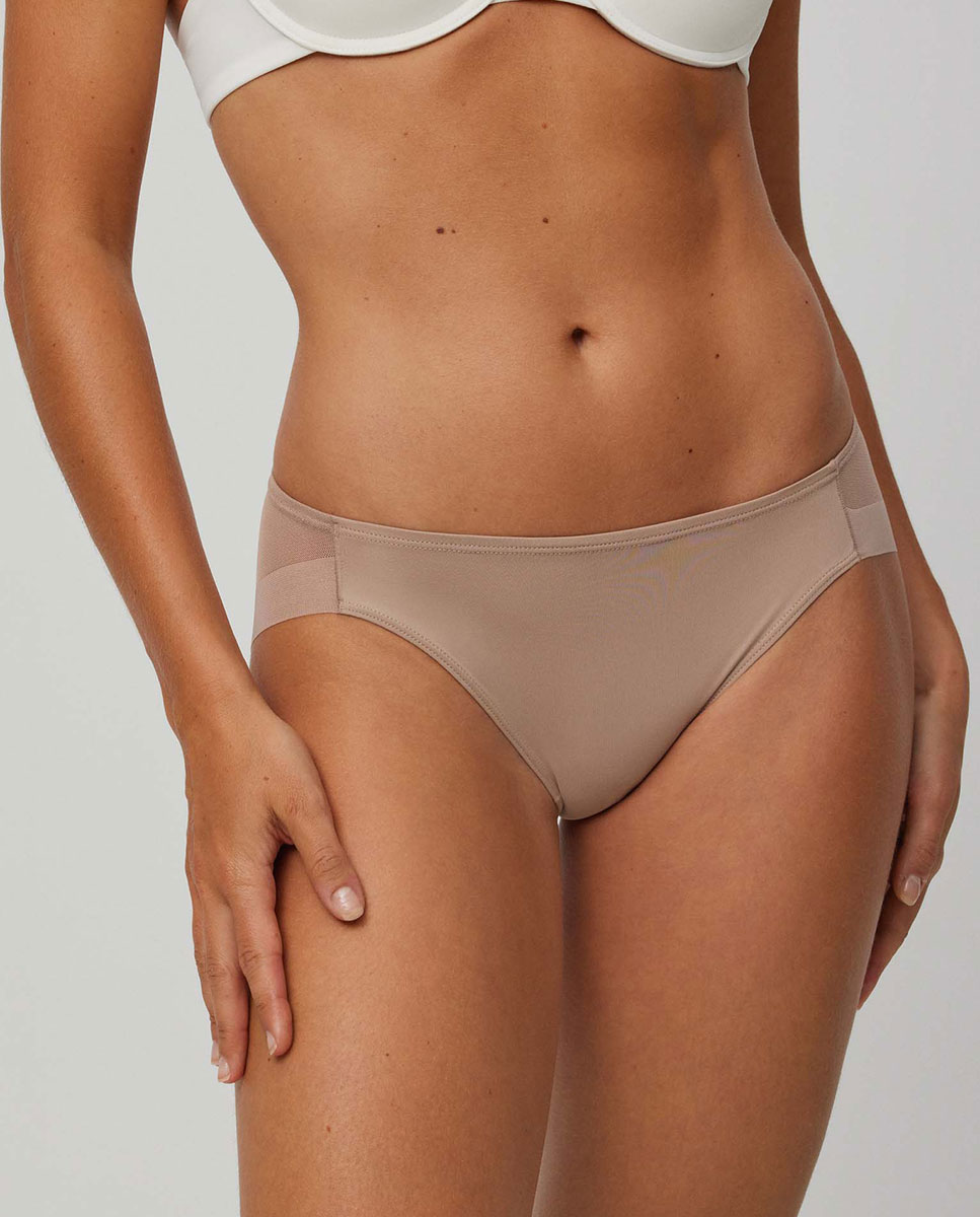 Imagem 0 de Cueca Mini com Detalhes de Tule