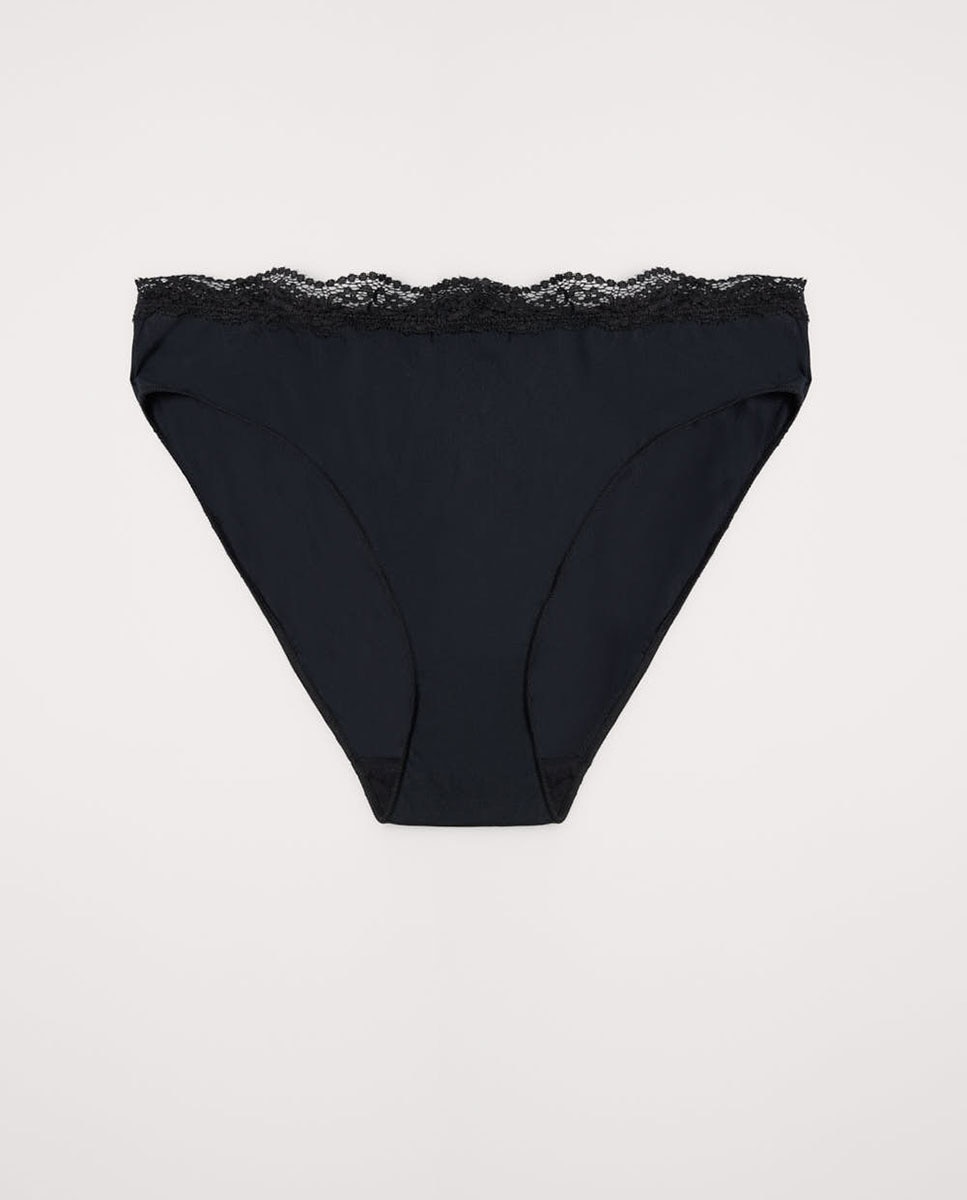 Cueca Clássica com Detalhes Preto-4