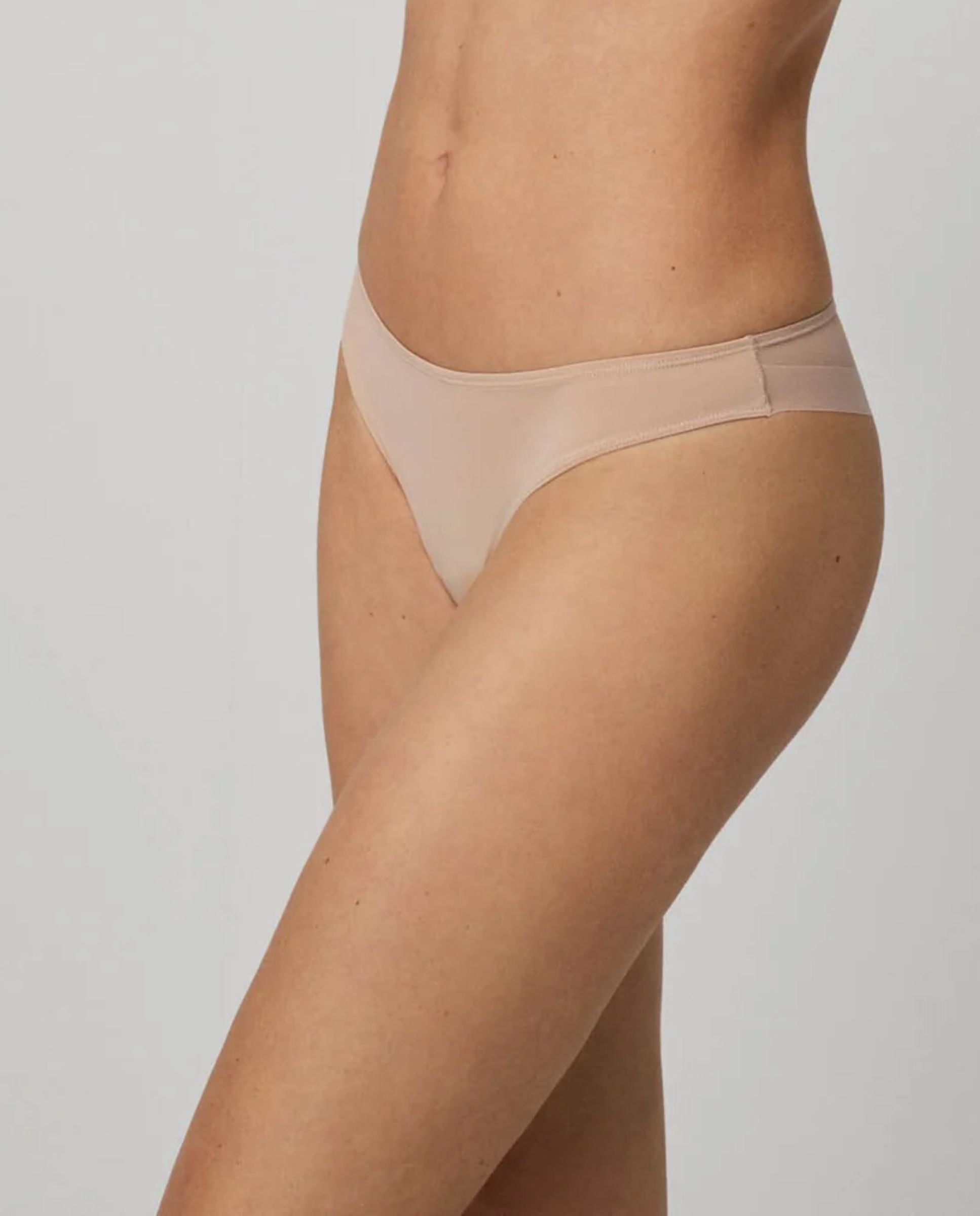 Tanga com Detalhes em Tule Nude-1