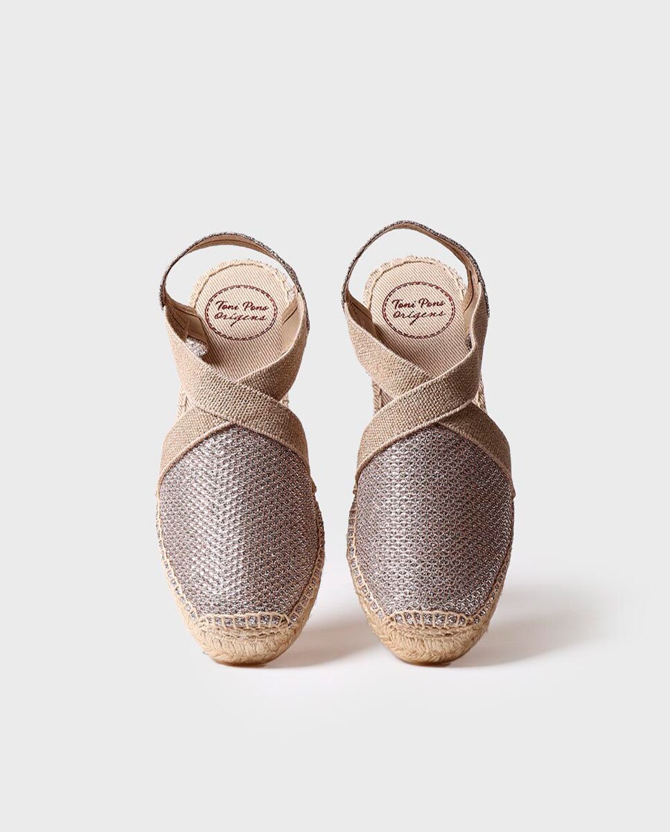 Alpercatas de Cunha em Tecido Brilhante com Elásticos Ouro-3