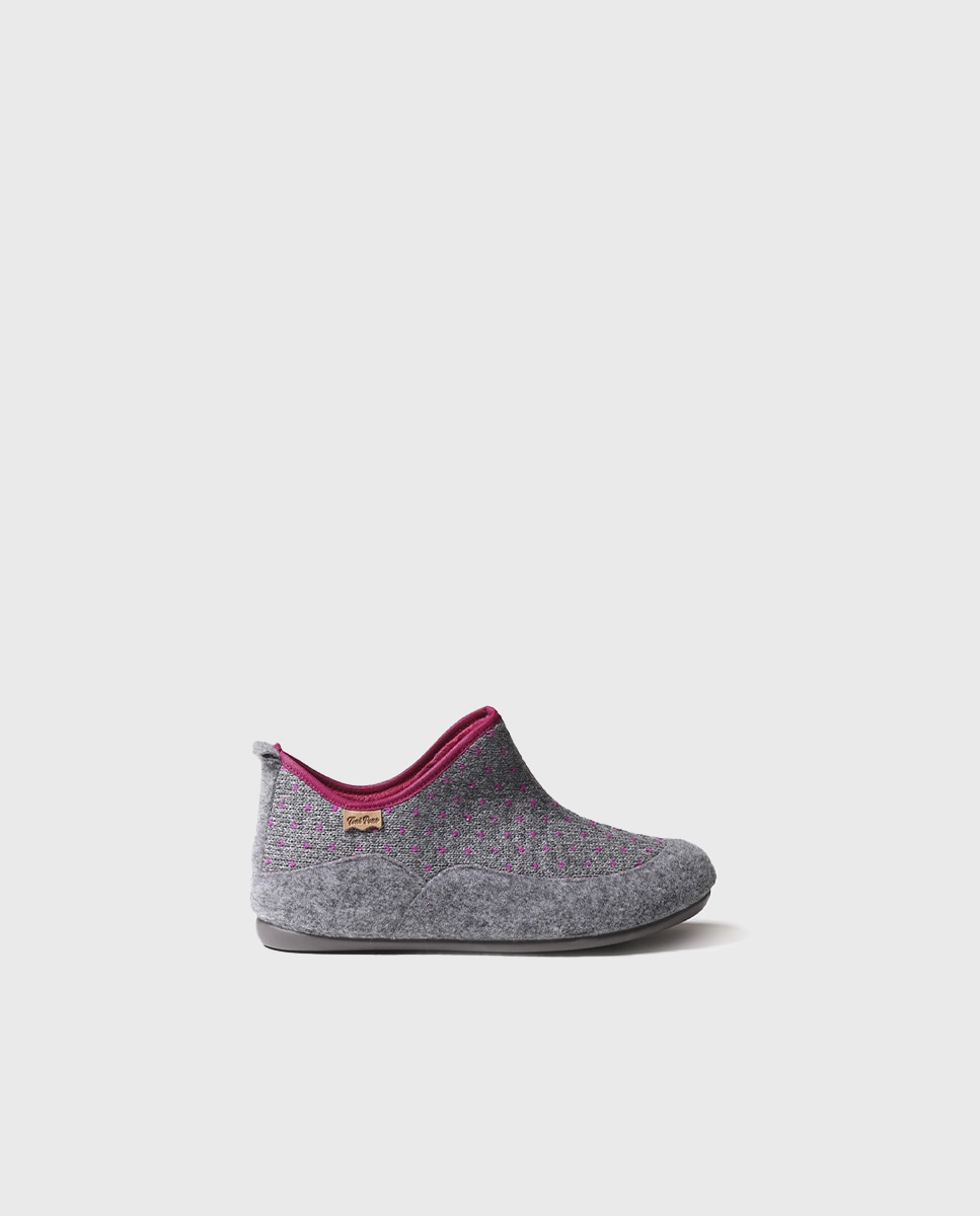 Pantufas Fechadas Infantil de Tecido e Feltro Toni Pons Cinzento-1
