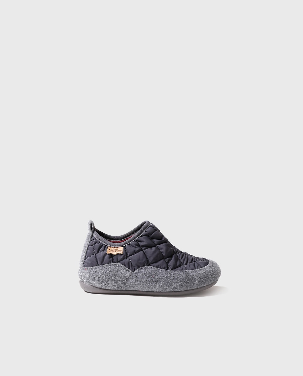 Imagem 0 de Pantufas Fechadas Infantil de Tecido Acolchoado