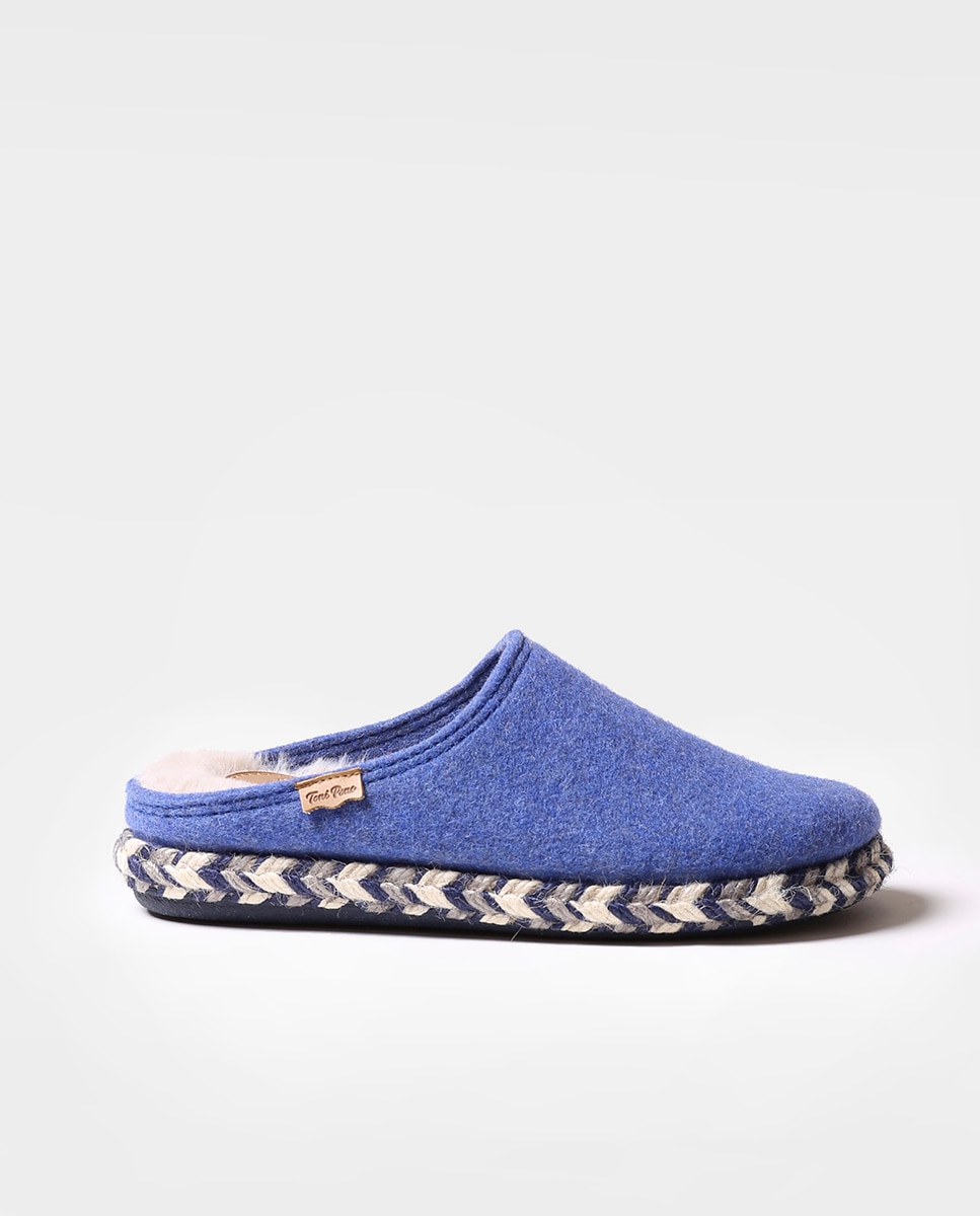 Pantufas Fechadas de Feltro em Liso Azul-1