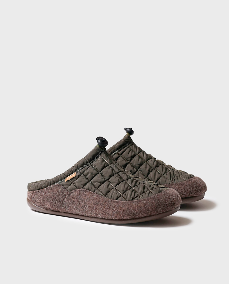 Pantufas de Tecido Acolchoado Caqui-2