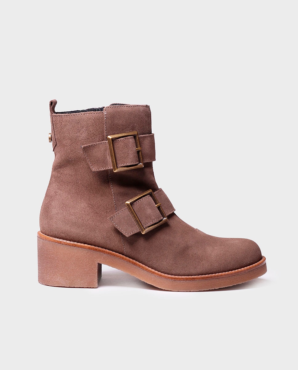 Botins de Camurça com Fecho Zip Castanho-1