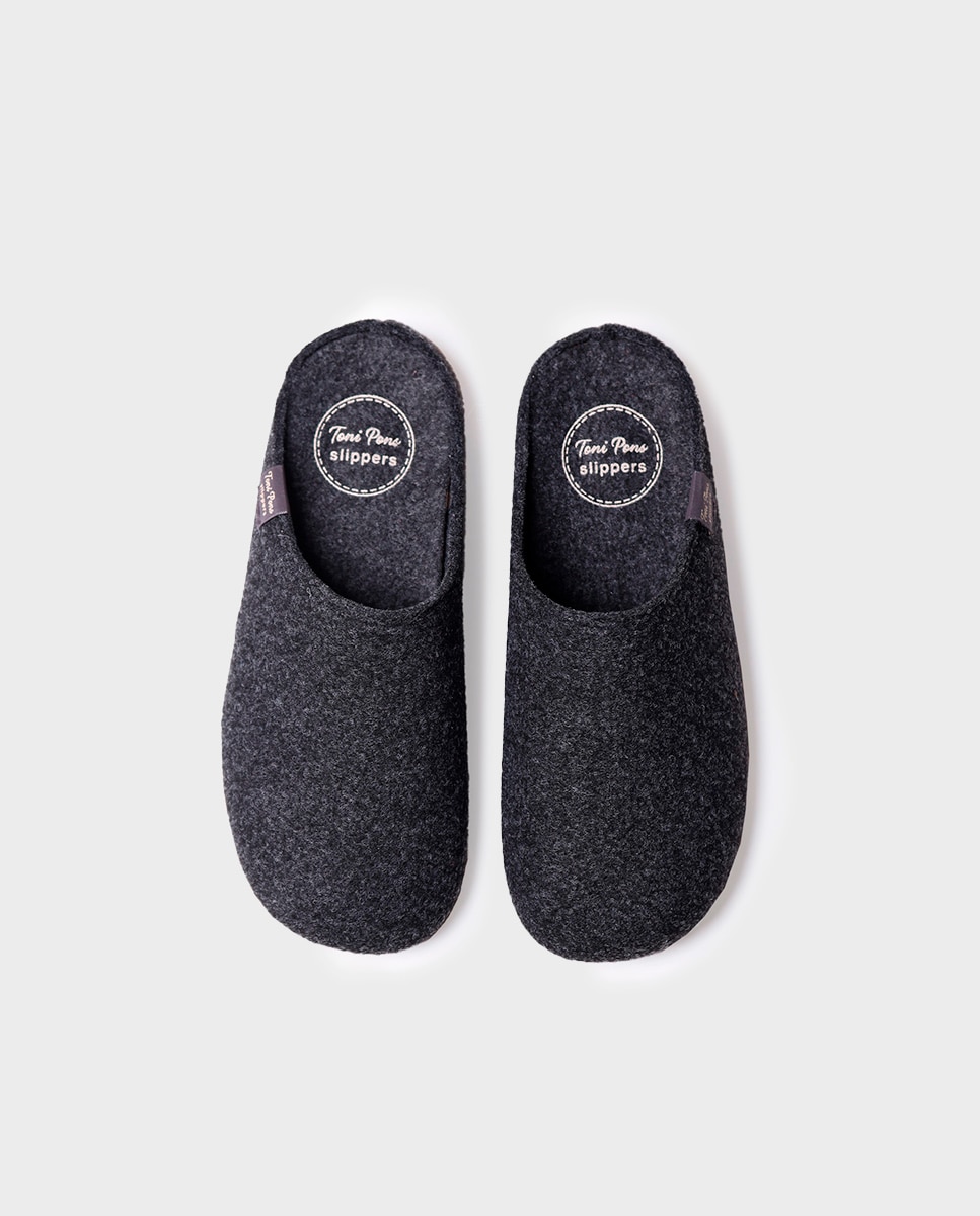 Pantufas Fechadas de Feltro Reciclado Preto-3