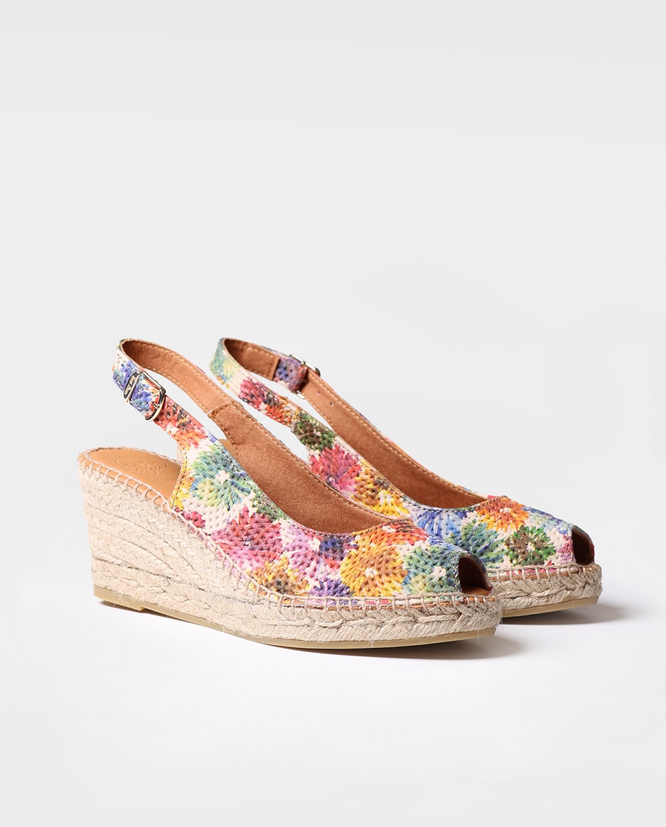 Alpercatas de Cunha em Tecido Estampado com Fivela Multicolor-2