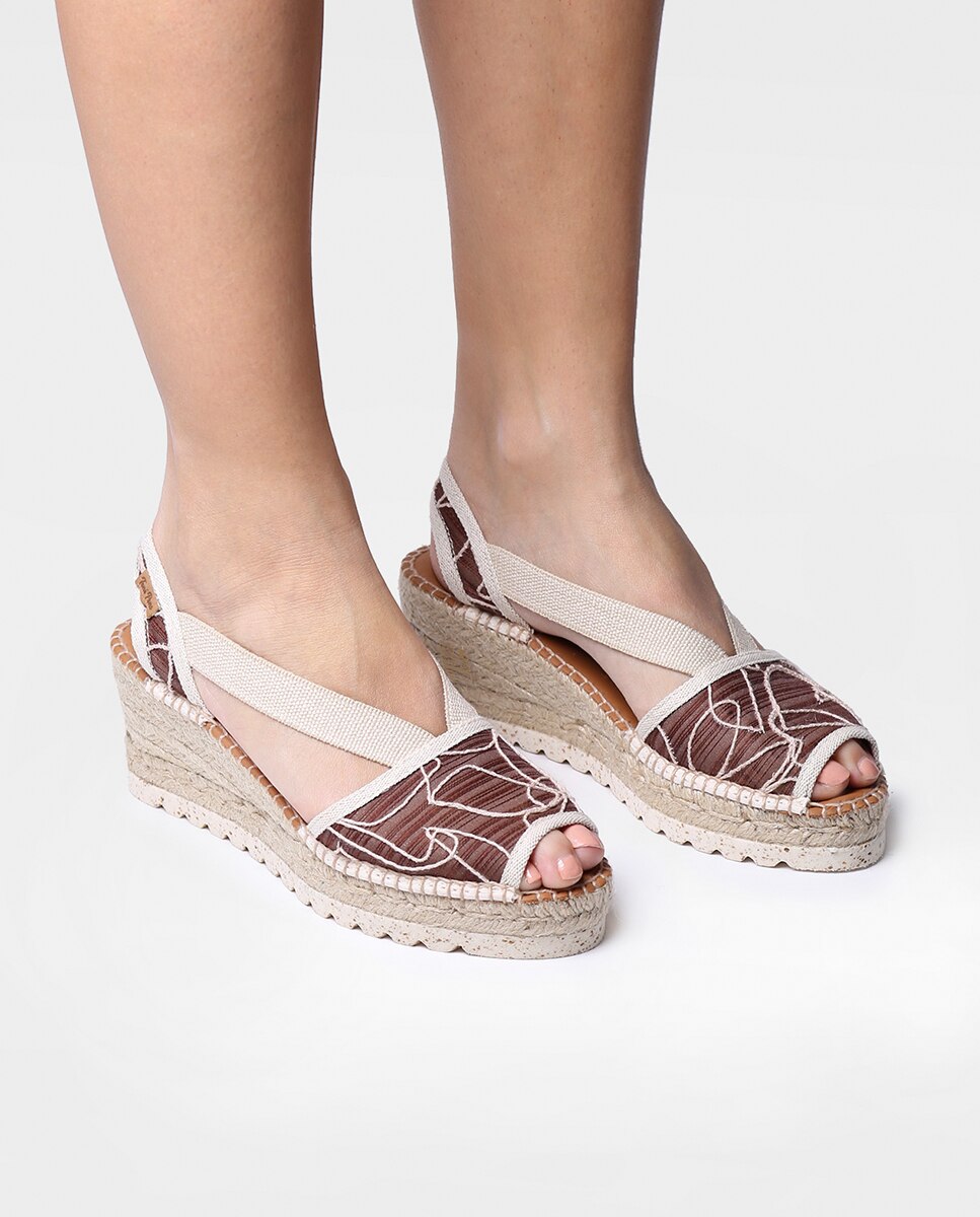 Alpercatas de Cunha em Tecido Estampado com Elásticos Castanho-4