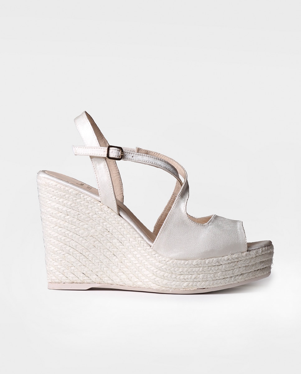 Alpercatas de Cunha em Tecido com Fivela Cru-1