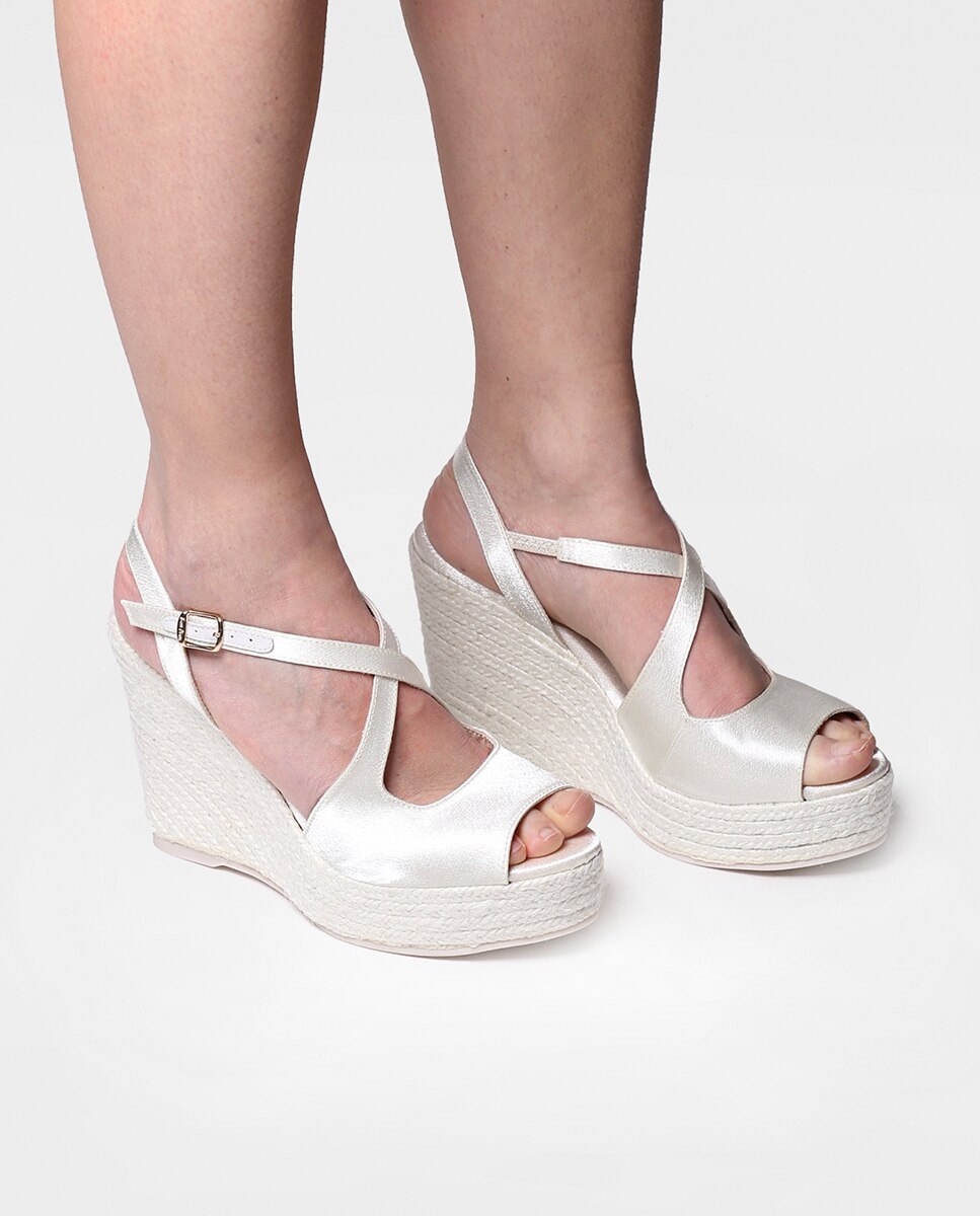 Alpercatas de Cunha em Tecido com Fivela Cru-4