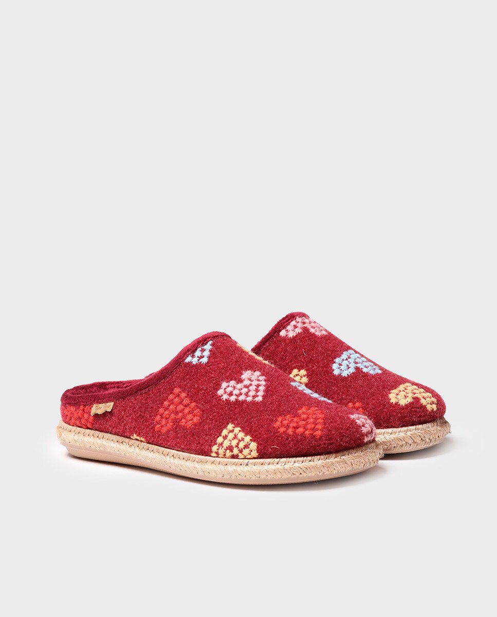 Pantufas Fechadas de Feltro com Bordados Bordeaux-2