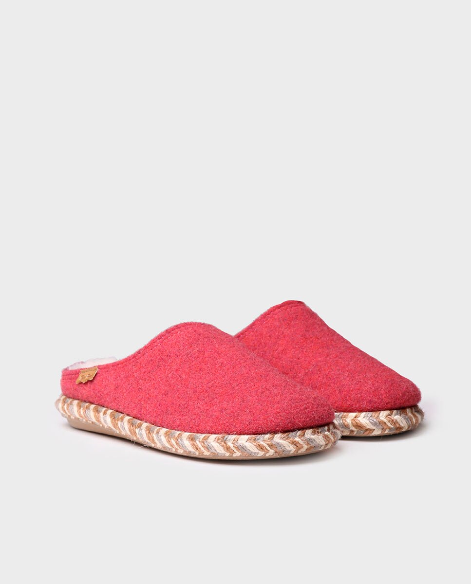 Pantufas Fechadas de Feltro em Liso Rosa-2