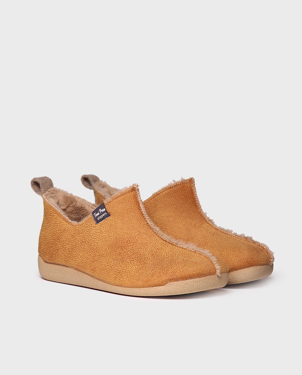 Pantufas Fechadas Tipo Botim Castanho-claro-2