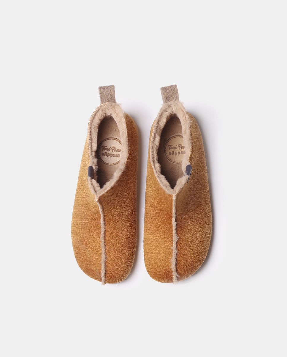 Pantufas Fechadas Tipo Botim Castanho-claro-3