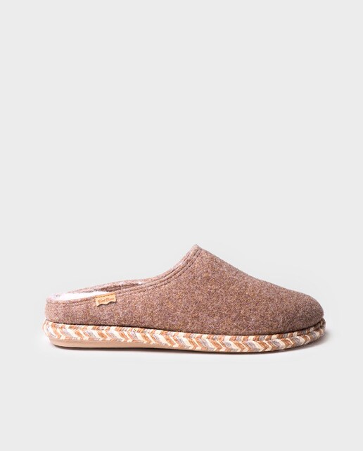 Imagem 0 de Pantufas de Feltro em Liso