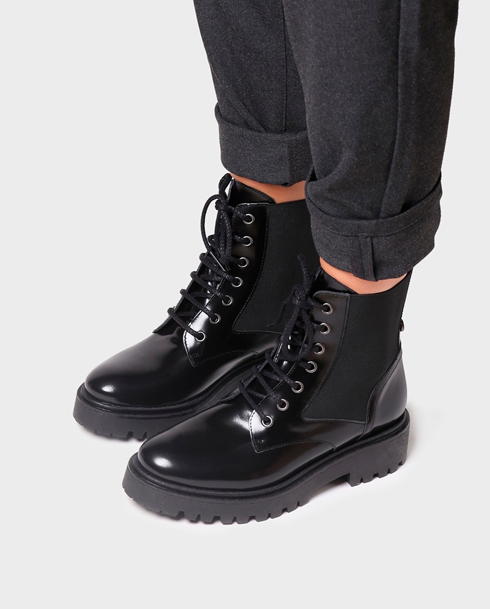 Botins de Pele com Atacadores e Fecho Zip Preto-4