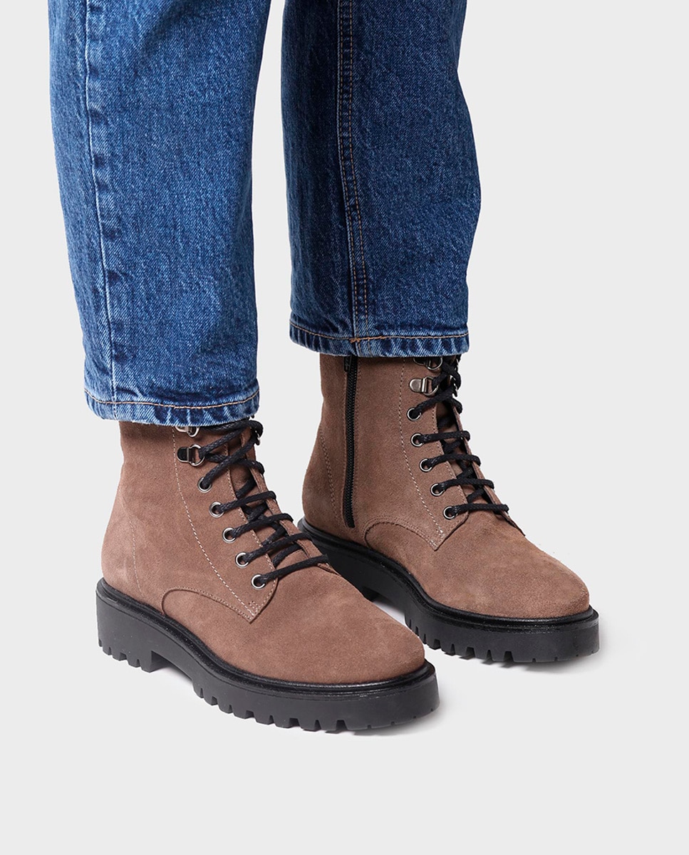 Botins de Camurça com Cordões e Fecho Zip Castanho-4