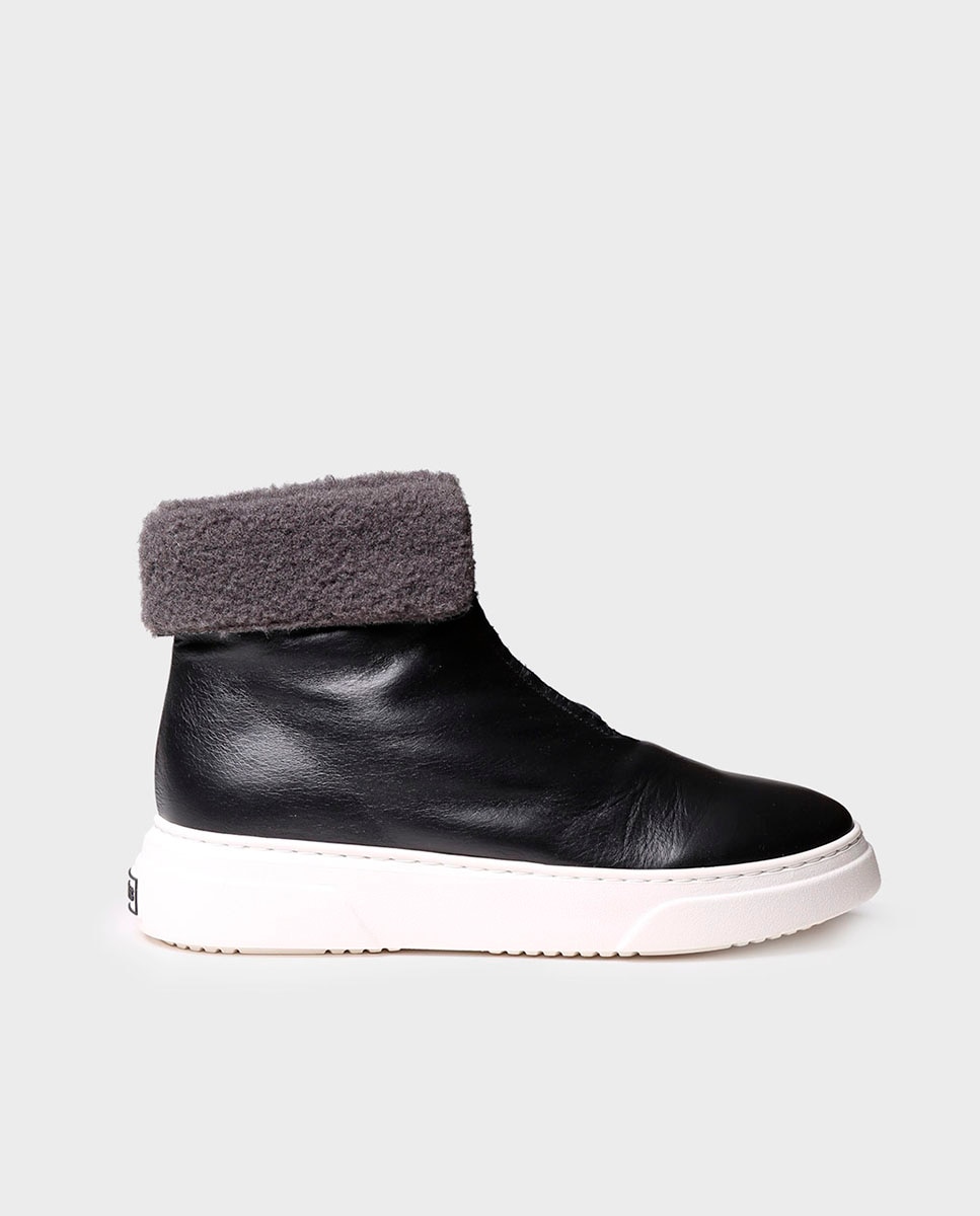 Imagem 0 de Botins de Pele com Fecho Zip