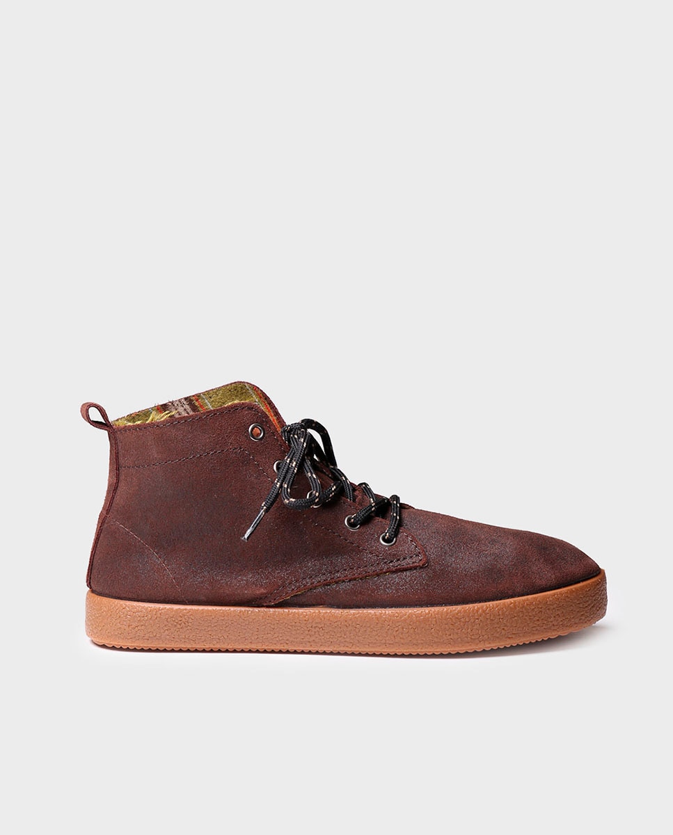 Botins de Pele com Atacadores Castanho-1