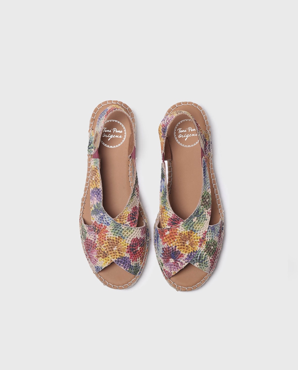 Alpercatas de Cunha em Pele com Estampado de Flores e Elásticos Multicolor-3