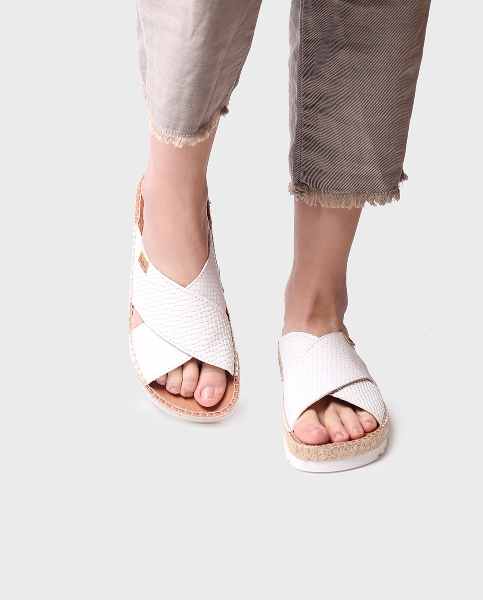 Alpercatas Rasas Abertas de Tecido em Liso Branco-4