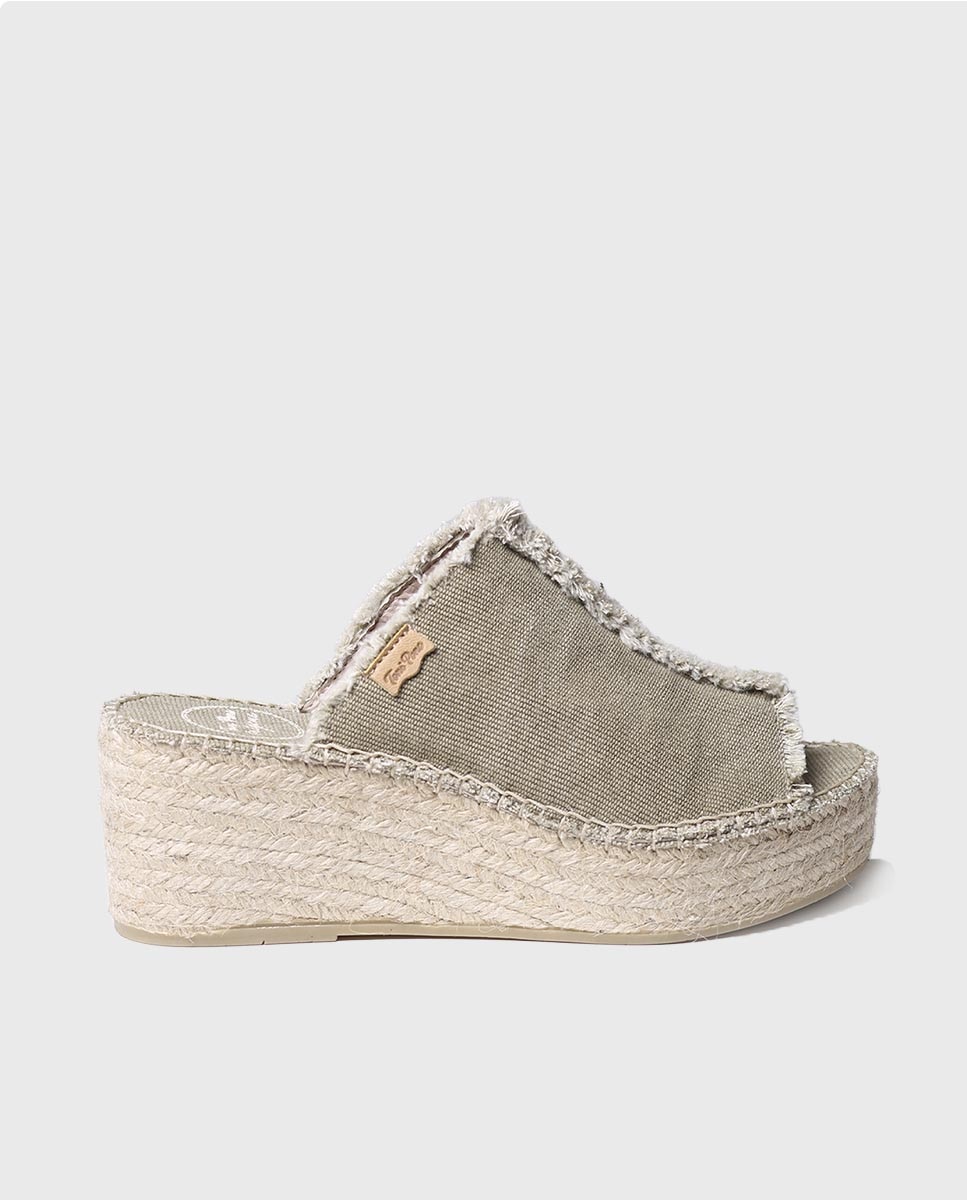 Alpercatas de Cunha Aberta em Tecido de Tons Lisos Caqui-1