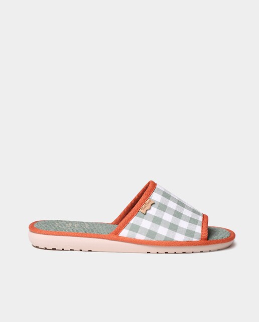 Imagem 0 de Pantufas de Tecido Aos Quadrados