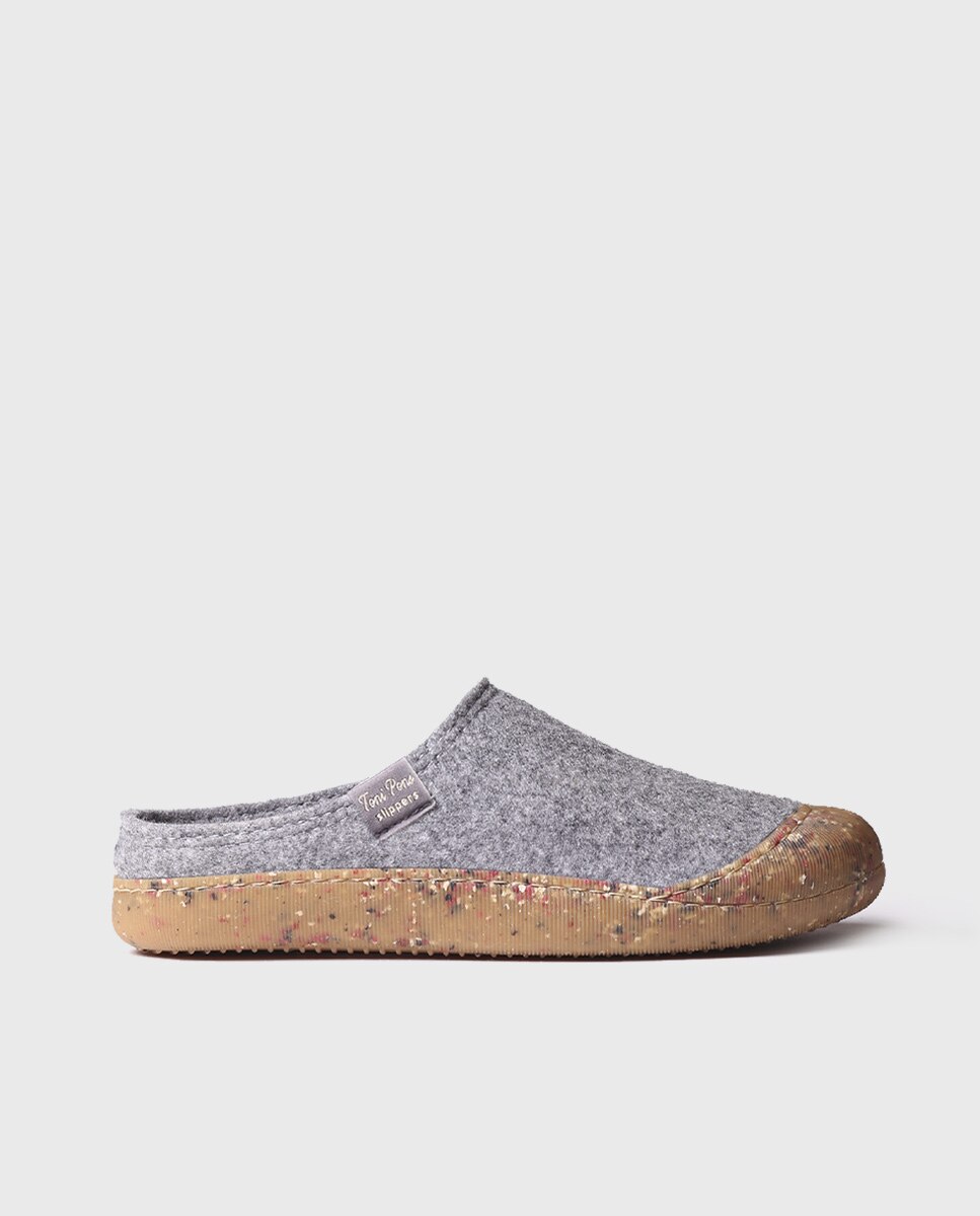 Imagem 0 de Pantufas de Feltro Reciclado em Liso