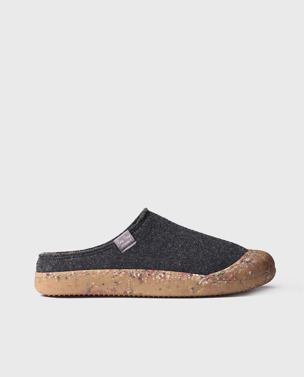 Imagem 0 de Pantufas de Feltro Reciclado de Tons Lisos
