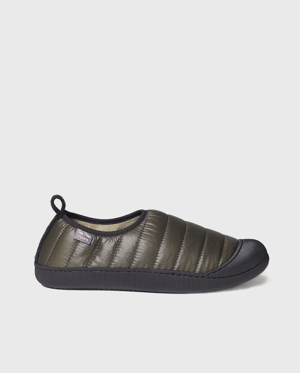 Imagem 0 de Pantufas de Tecido Acolchoado de Tons Lisos