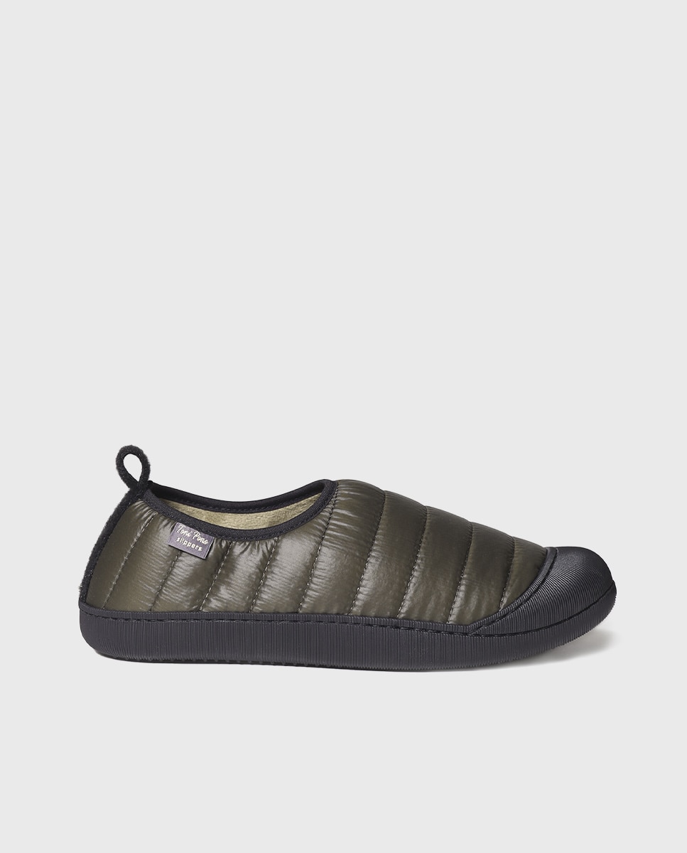 Imagem 0 de Pantufas de Tecido Acolchoado de Tons Lisos