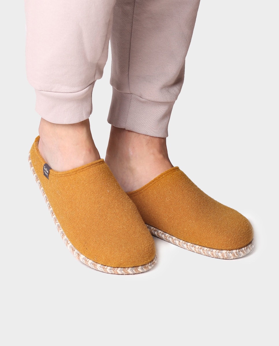 Pantufas de Feltro em Liso Amarelo-4