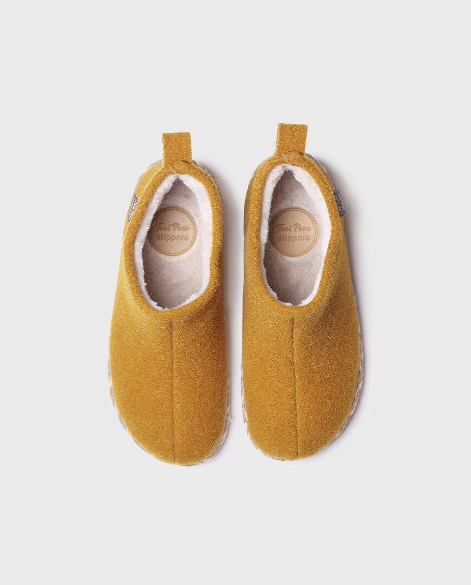 Pantufas Fechadas Tipo Botim Mostarda-3