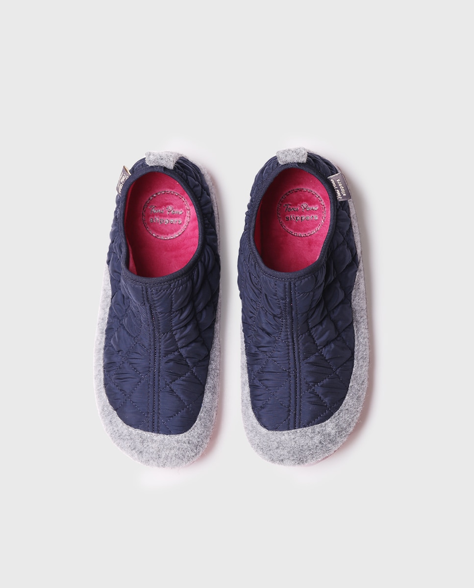 Pantufas Fechadas de Tecido Acolchoado Azul-3