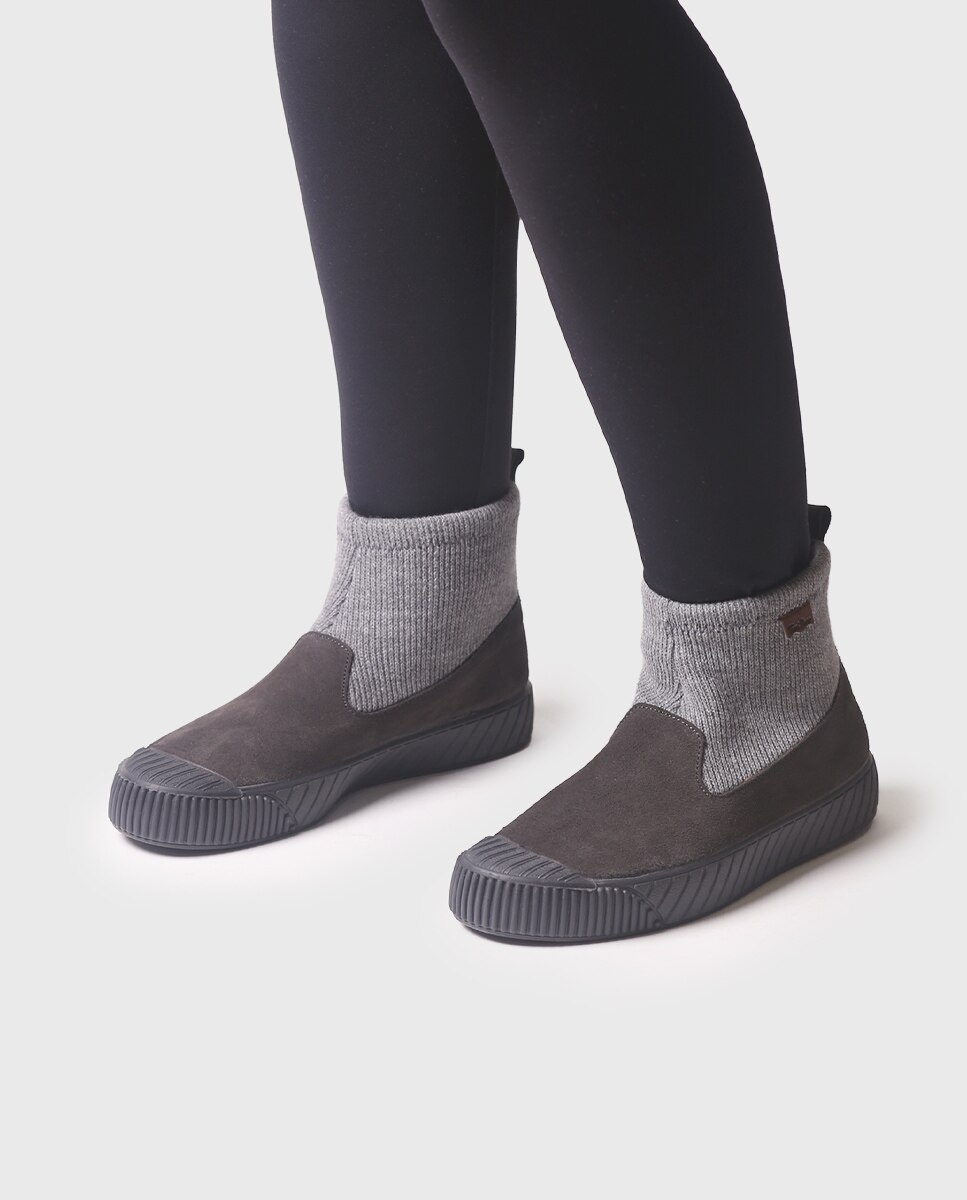 Sapatilhas de Camurça com Atacadores Cinzento-4