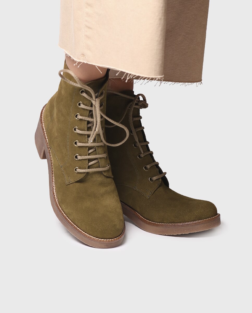 Botins de Camurça com Cordões e Fecho Zip Verde-4