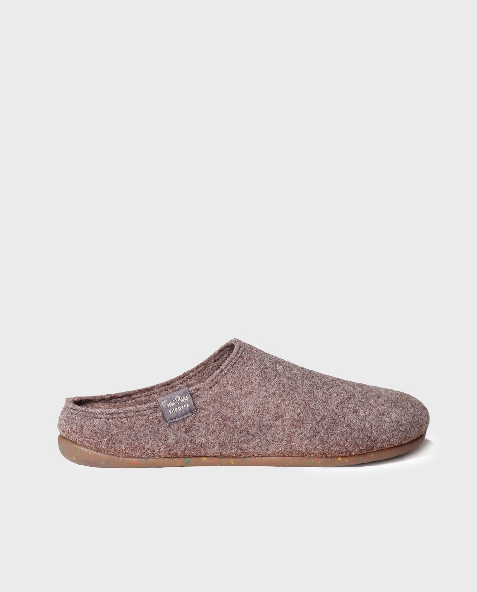 Imagem 0 de Pantufas Fechadas de Feltro Reciclado
