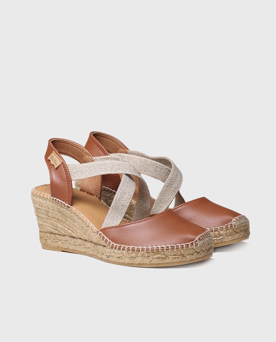 Alpercatas de Cunha em Pele com Elásticos Castanho-2