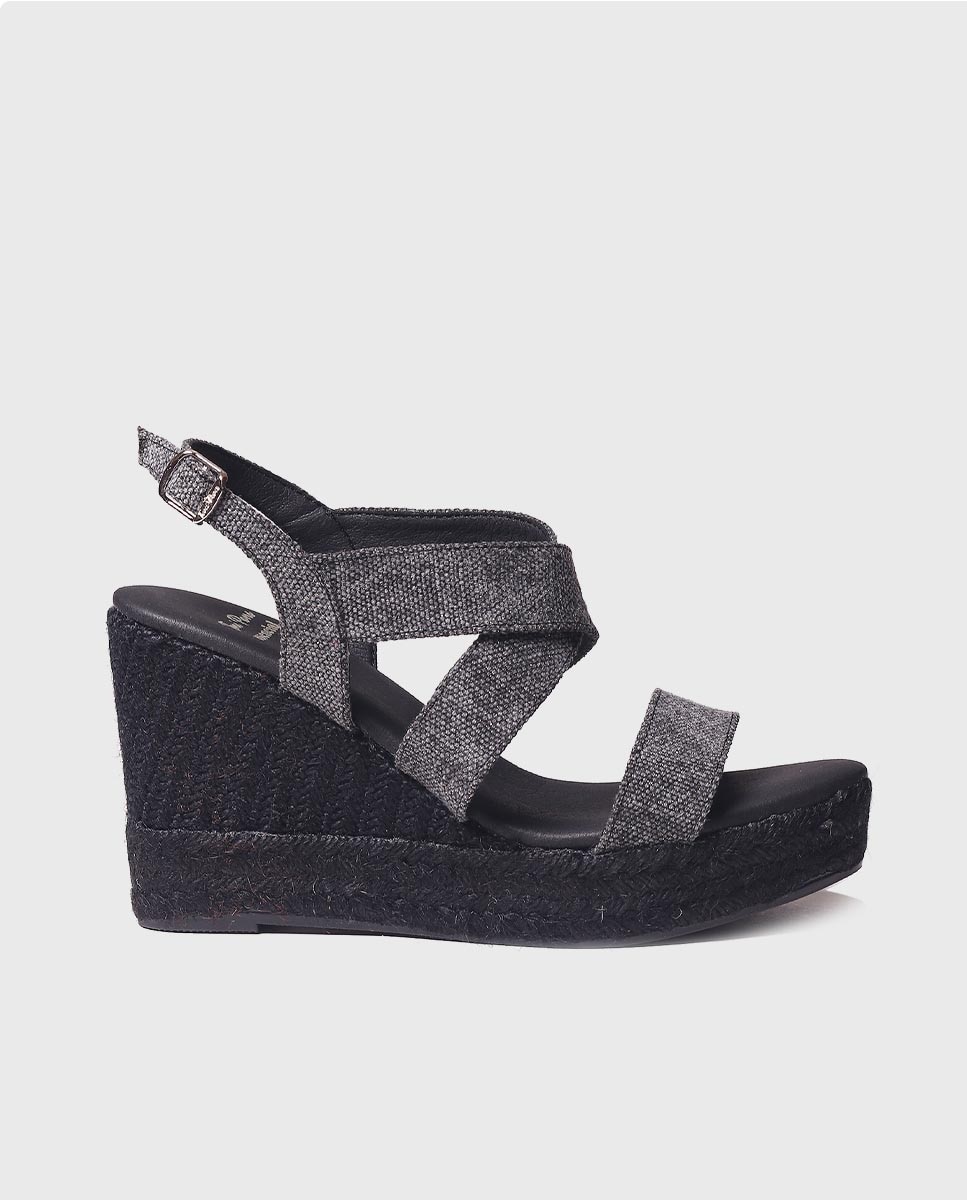 Imagem 0 de Alpercatas de Cunha em Tecido com Fivela