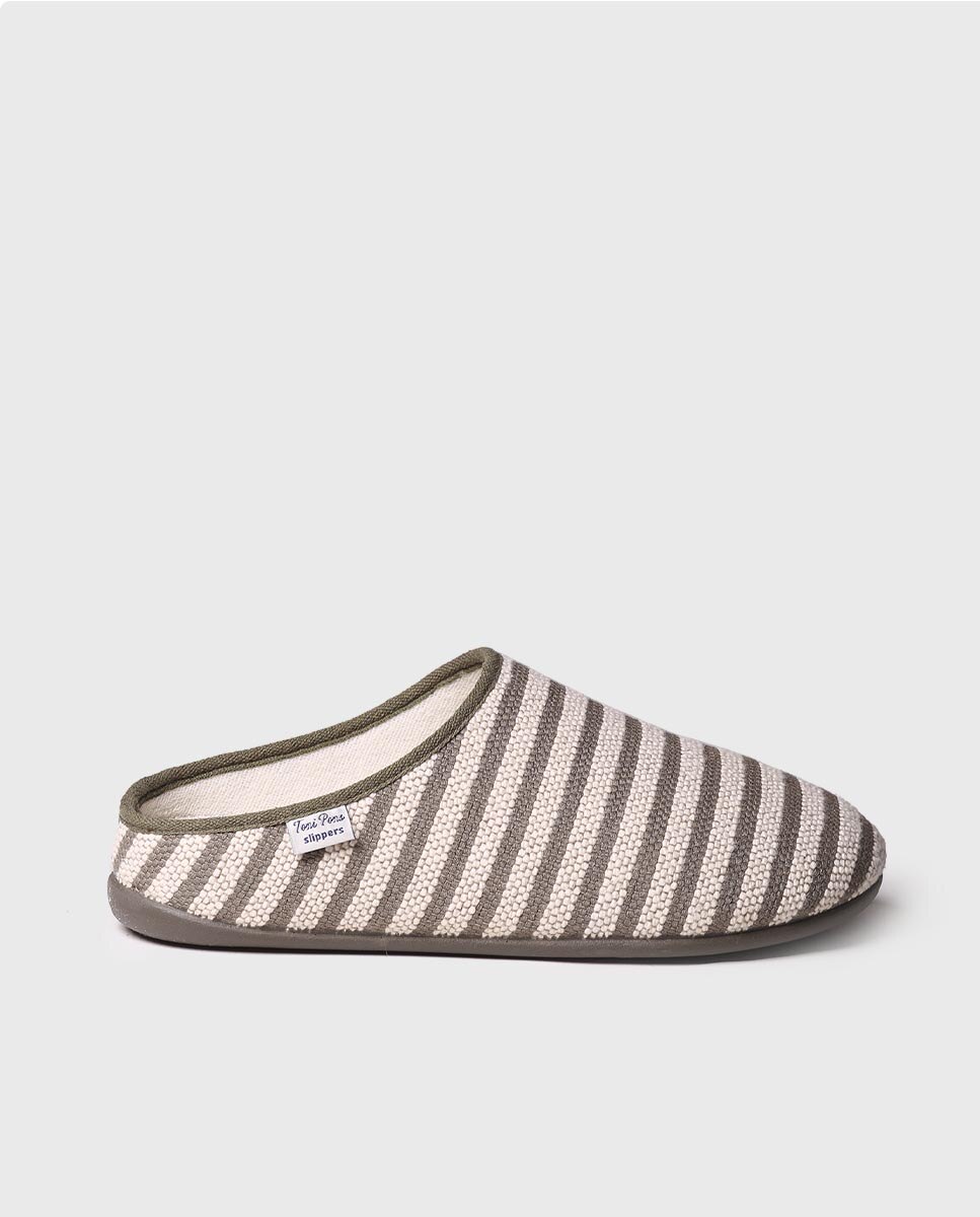 Imagem 0 de Pantufas de Tecido Às Riscas