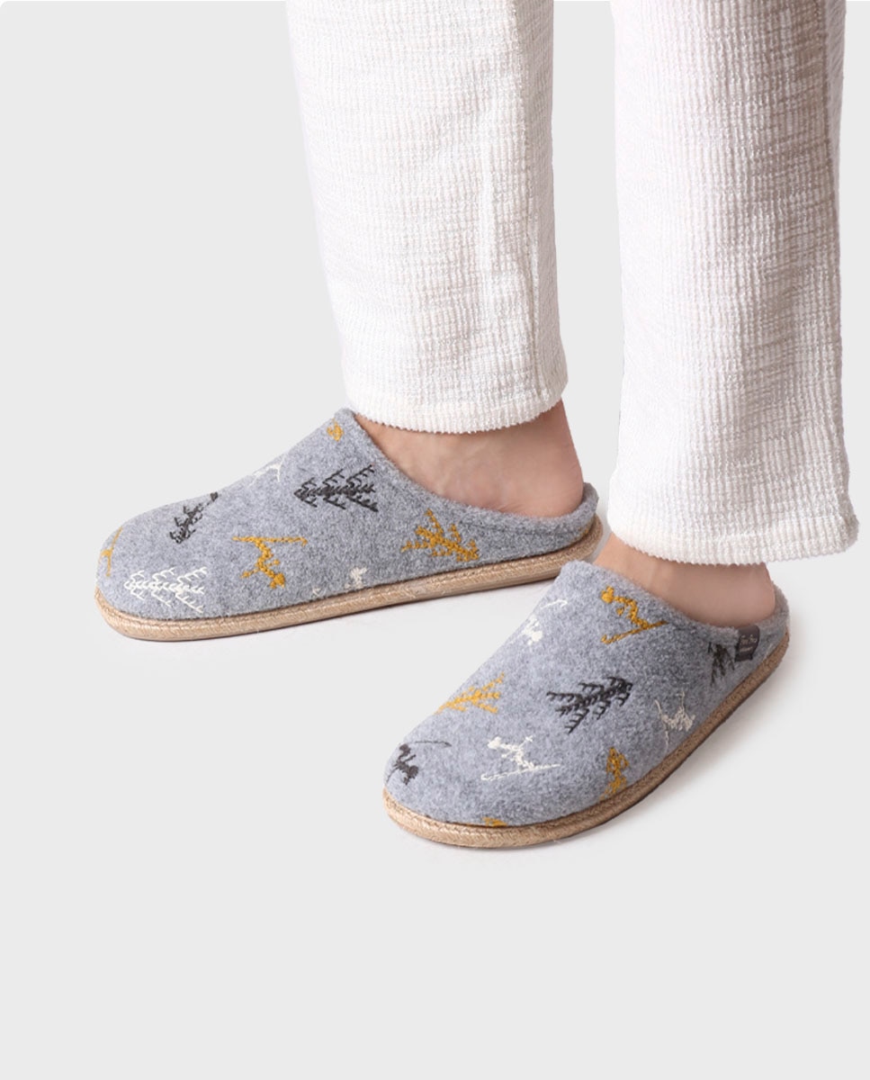 Pantufas Abertas de Tecido Cinzento-4