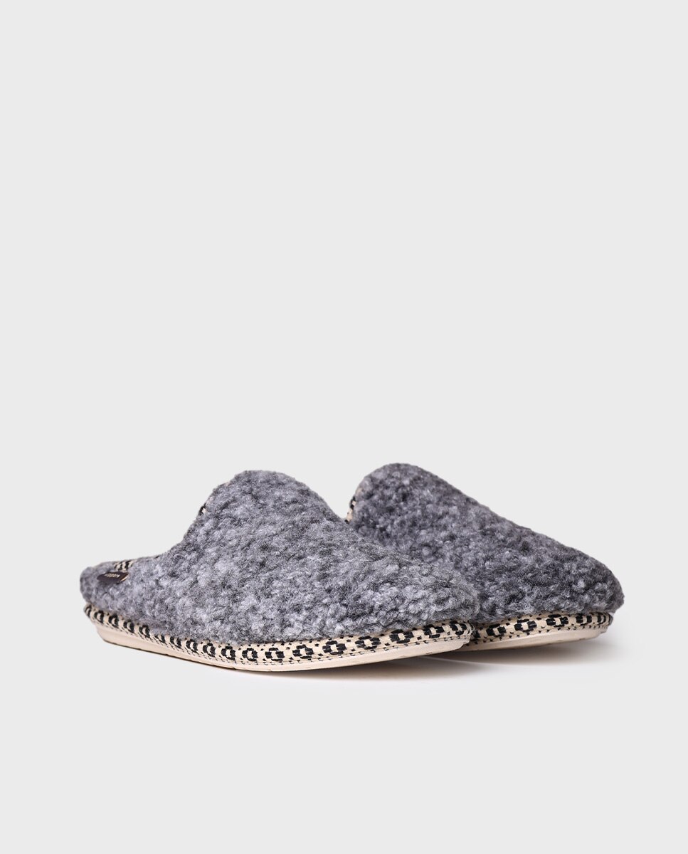 Pantufas Fechadas de Pelo de Ovelha Cinzento-2